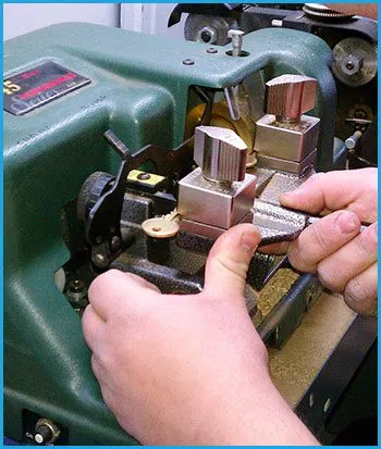Lock Locksmith Services Gilbert, AZ 480-616-2794 - 18-key-making